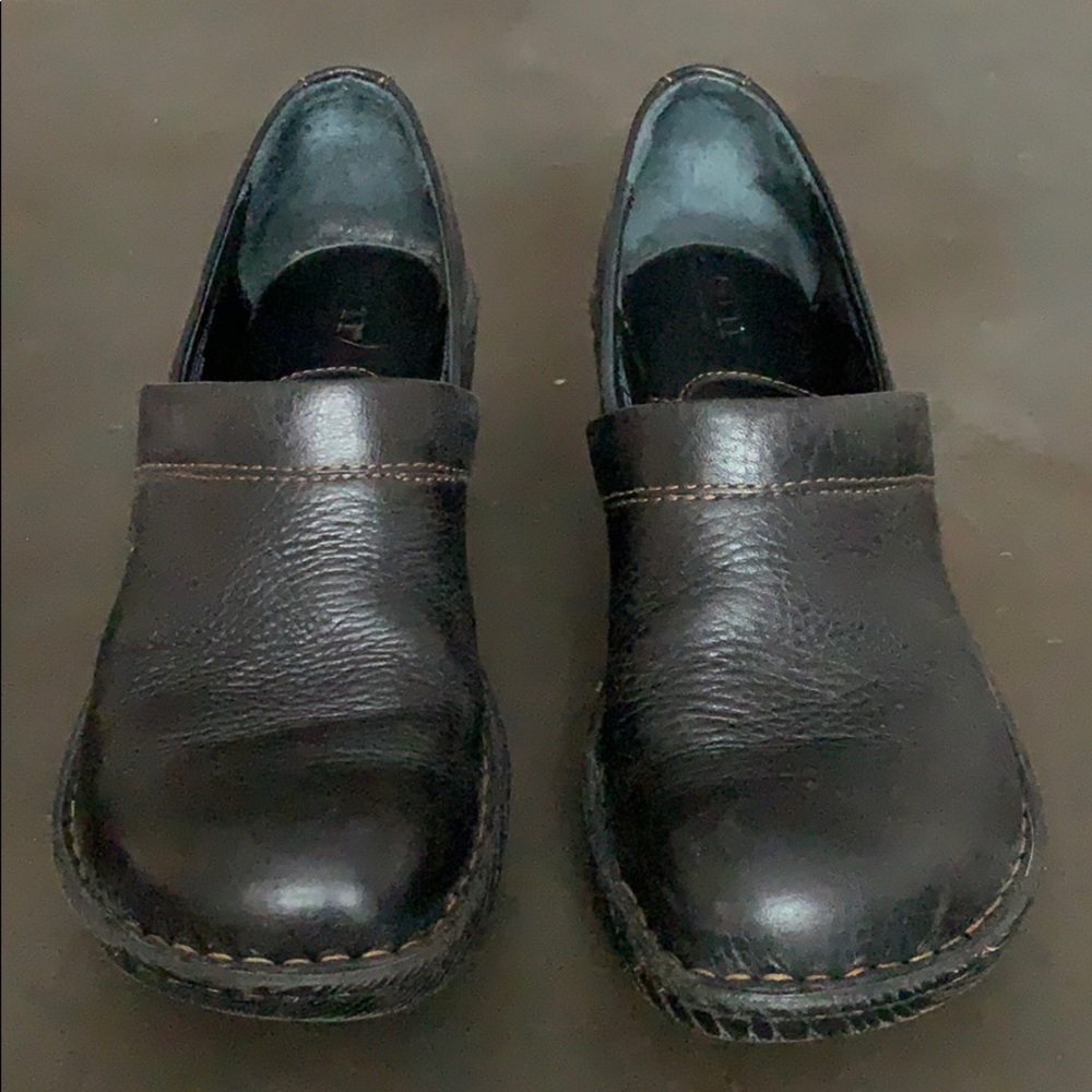 Born clogs